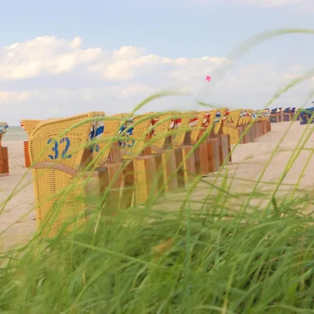 Cozy Holiday In Near Beach * Pepelow